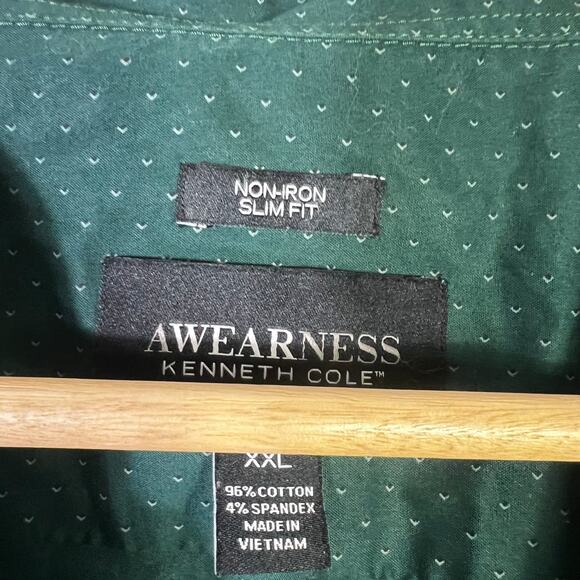 Kenneth Cole Polka Dot Button Down Shirt Mens XXL Green Non-Iron Preppy Career - Picture 5 of 5